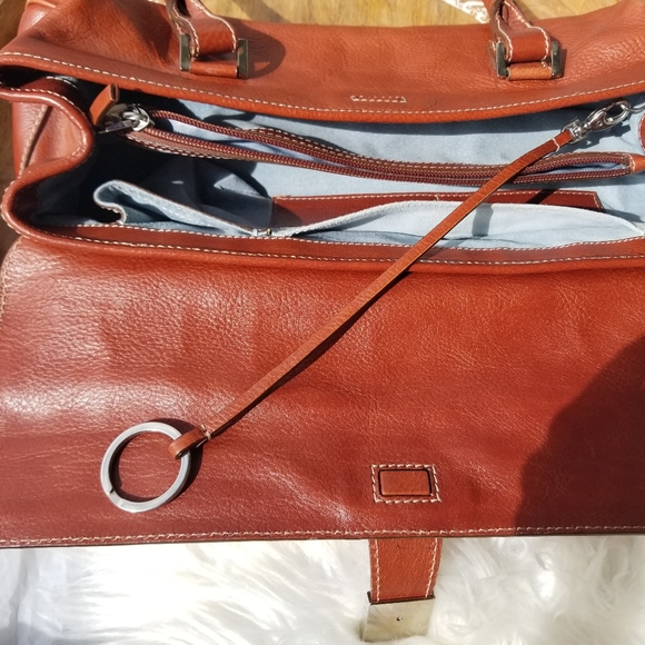 Lamberston Truex camel colored leather shoulder bag - Picture 5 of 15